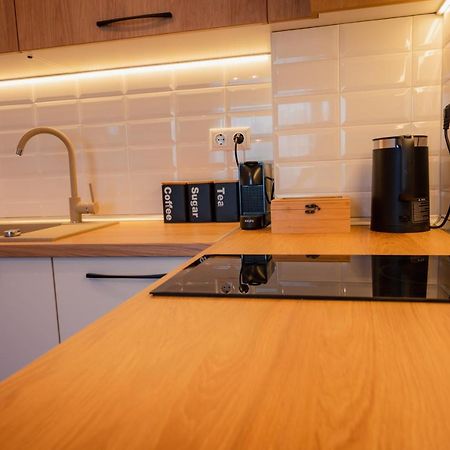Emerald Suite With Private Parking Varna Esterno foto