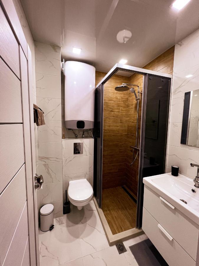 Emerald Suite With Private Parking Varna Esterno foto