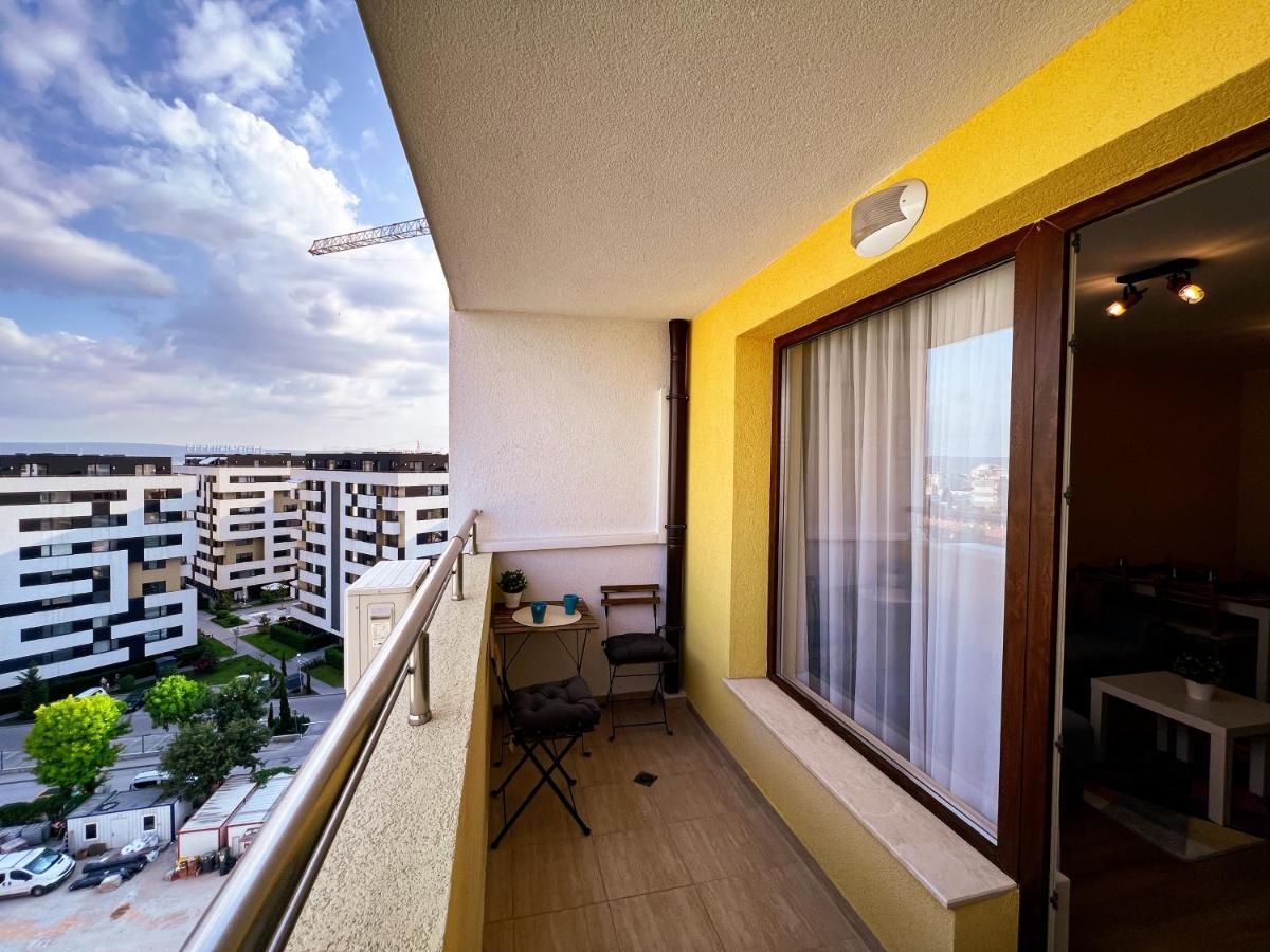 Emerald Suite With Private Parking Varna Esterno foto