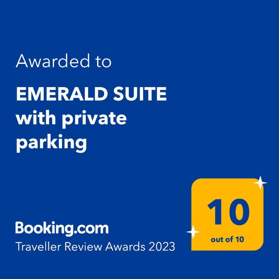 Emerald Suite With Private Parking Varna Esterno foto
